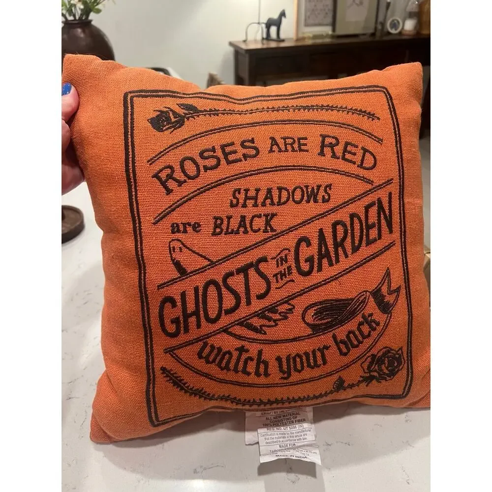 NWT Halloween Decorative Pillow 18x18 - Picture 1 of 3